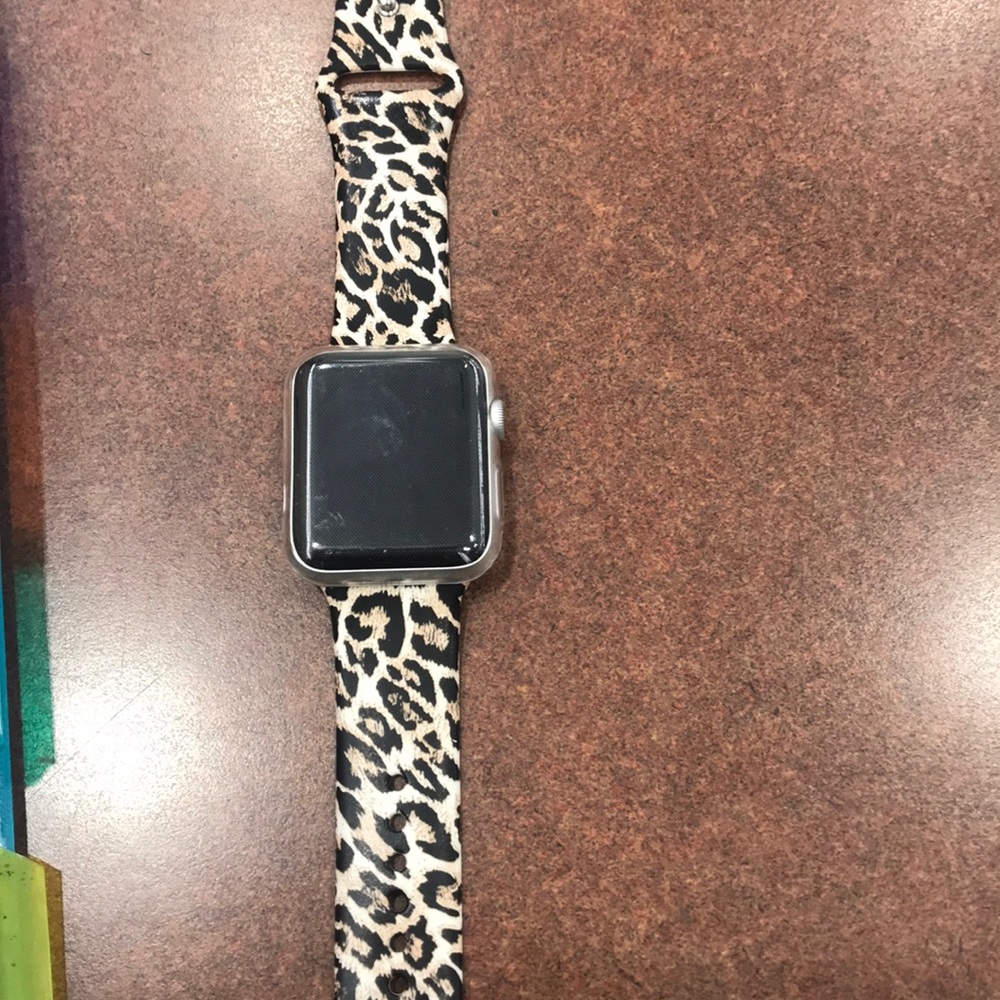 Series 3 42mm Apple Watch silver with plastic case